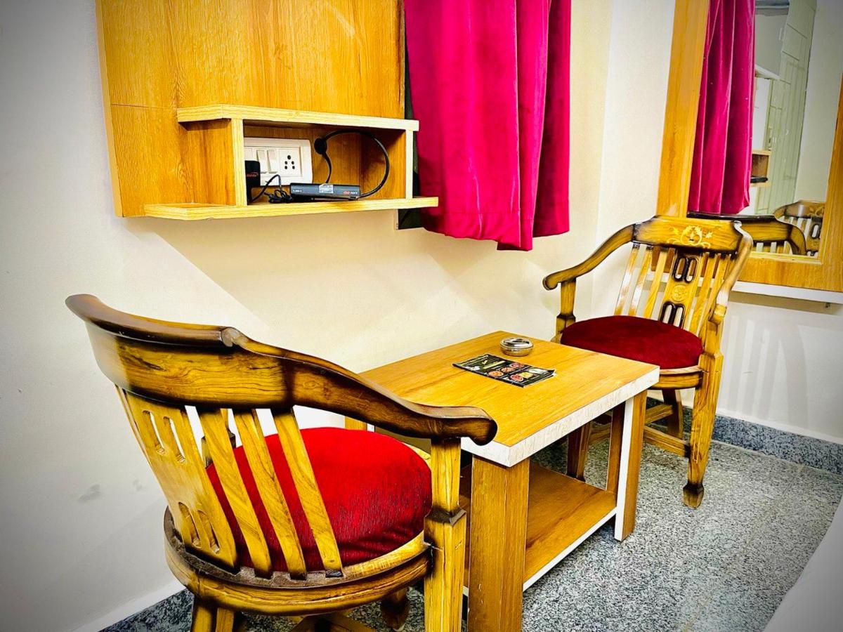 RAJ - The Hotel - Housity