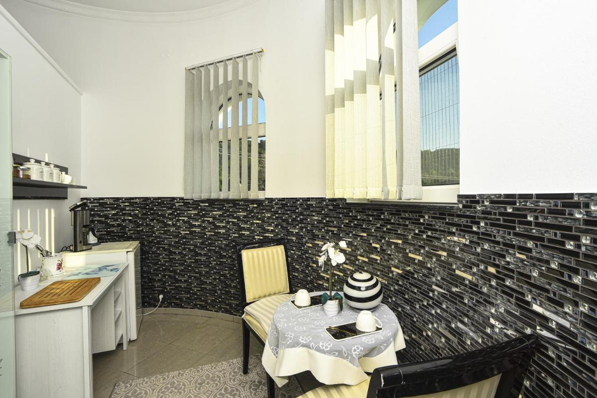 Apartments Villa Graf - Housity