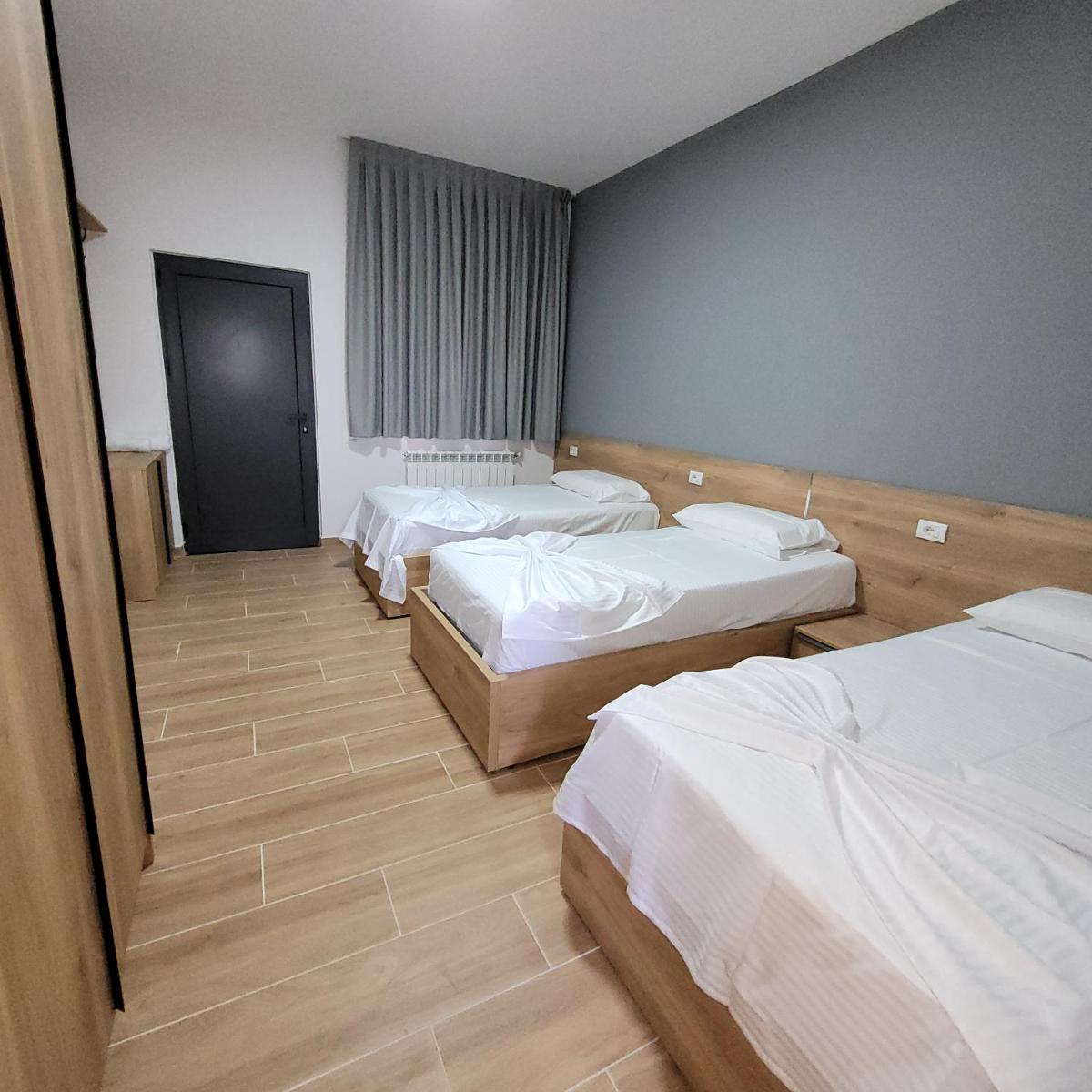 Hotel Erandi - Housity