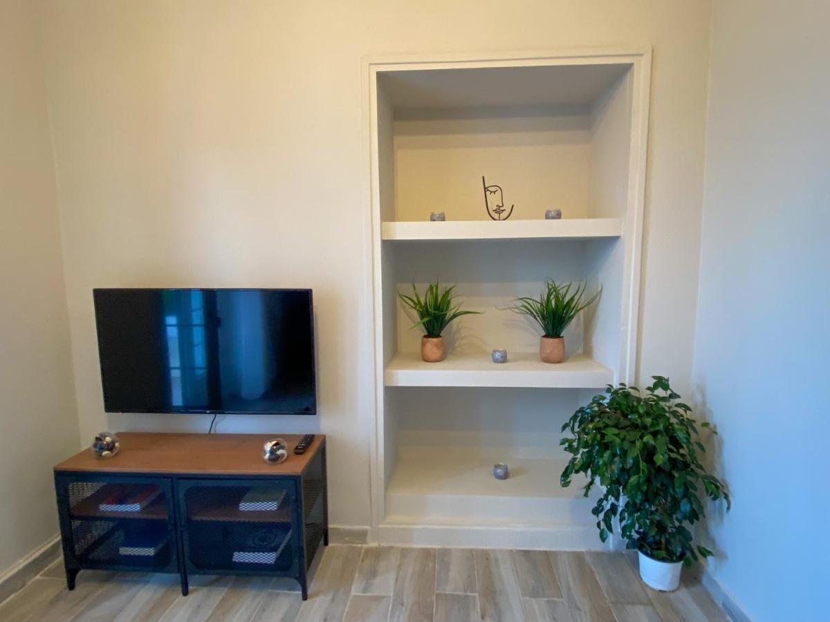 Batis Breeze Suites - Housity