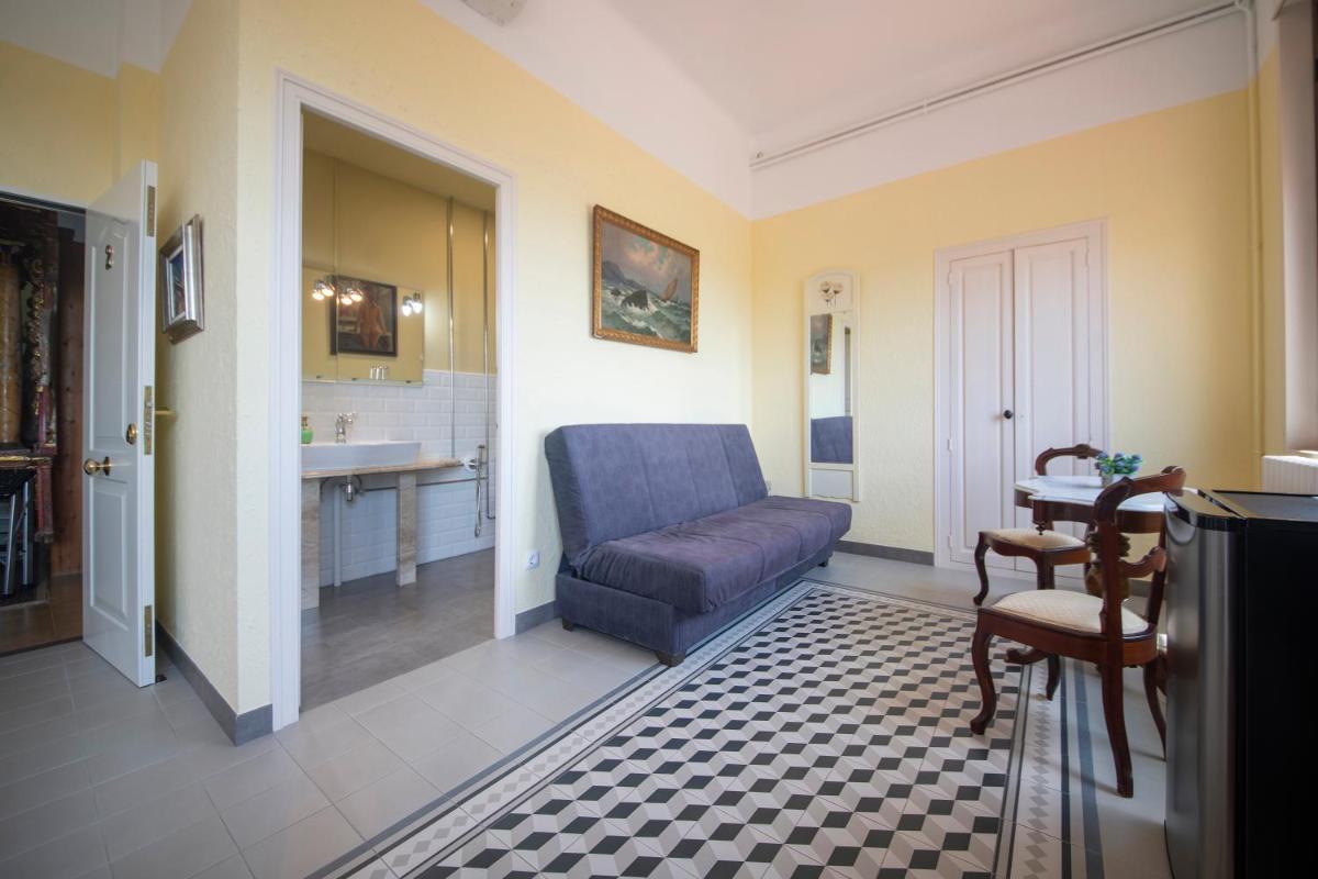 Habitaciones Villa Marcia Solo Adulto - Housity