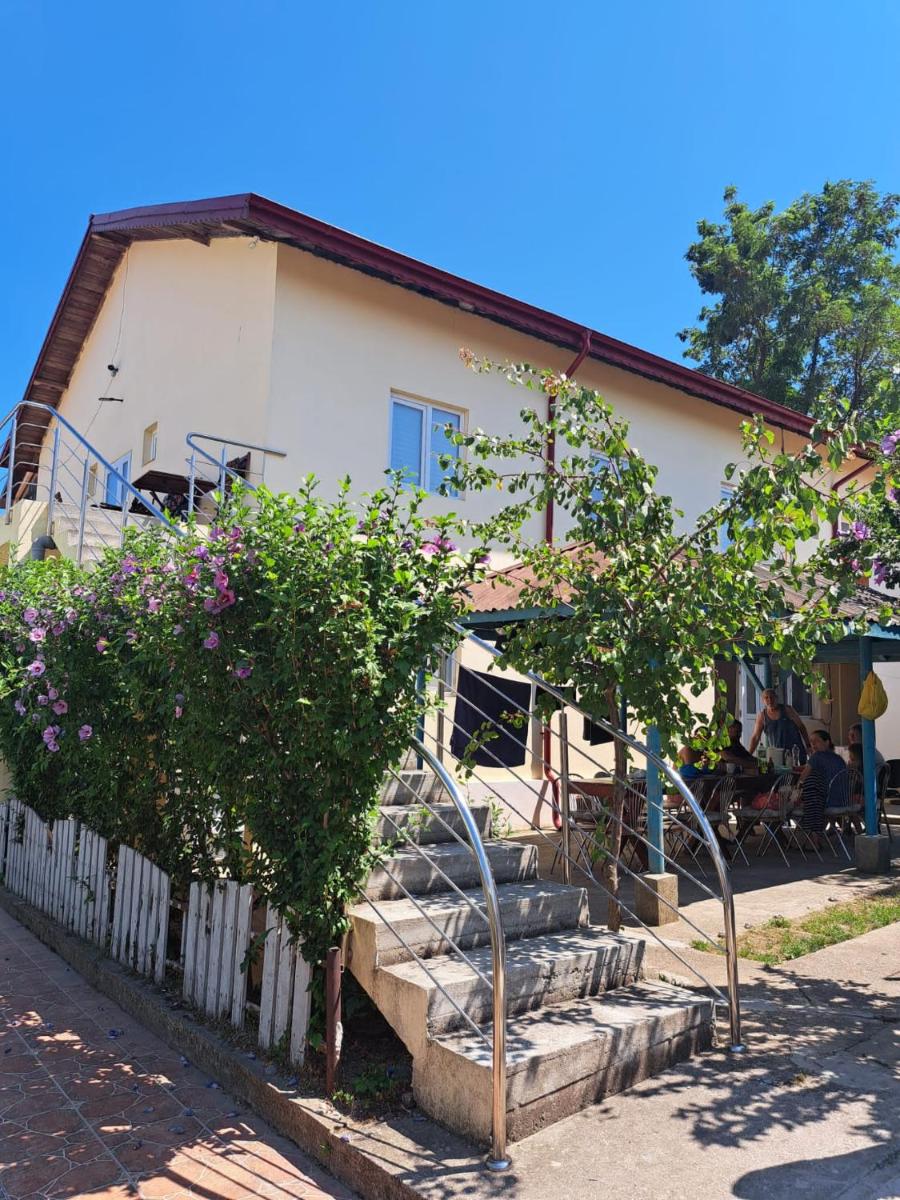 Hotel Radarului Costinesti - Housity