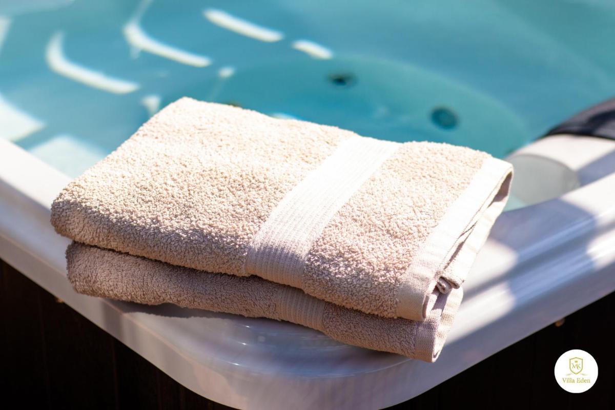 Suitetrails - Villa Eden - Design-Sea-Pool-Sauna-Services