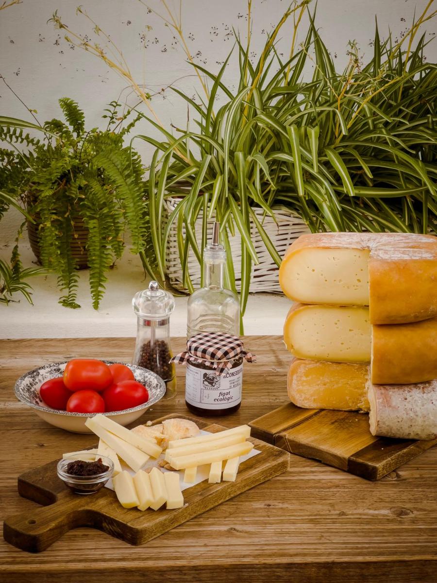 Comida en o cerca de este hotel