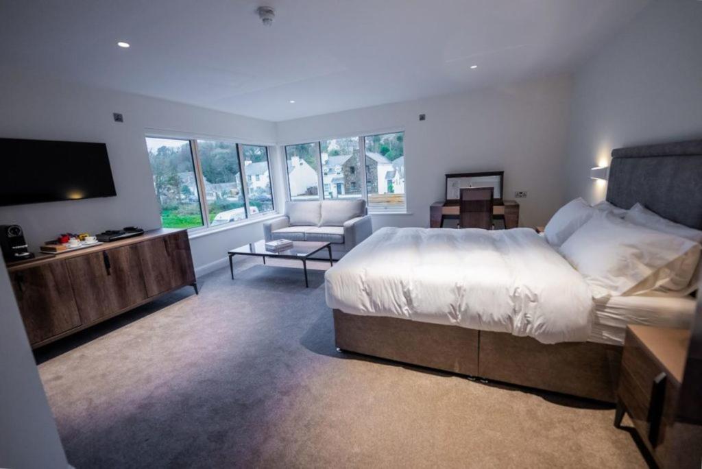 Shore Hotel Laxey - Housity