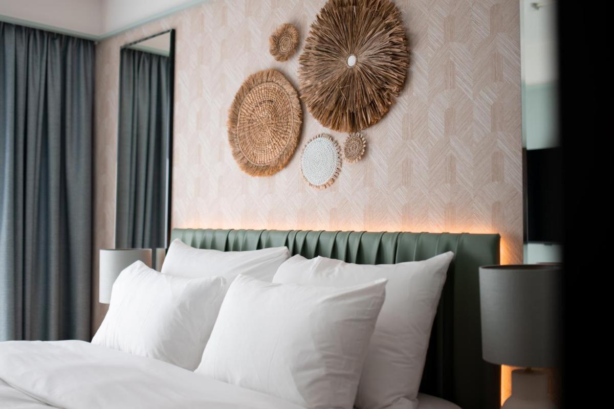 Hotel Riviera - Housity