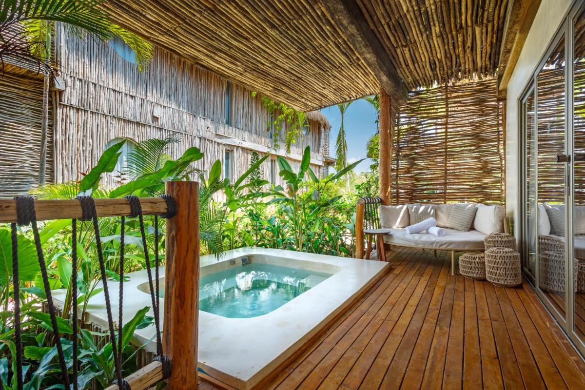 Hotel Shibari - Restaurant & Cenote Club - Housity