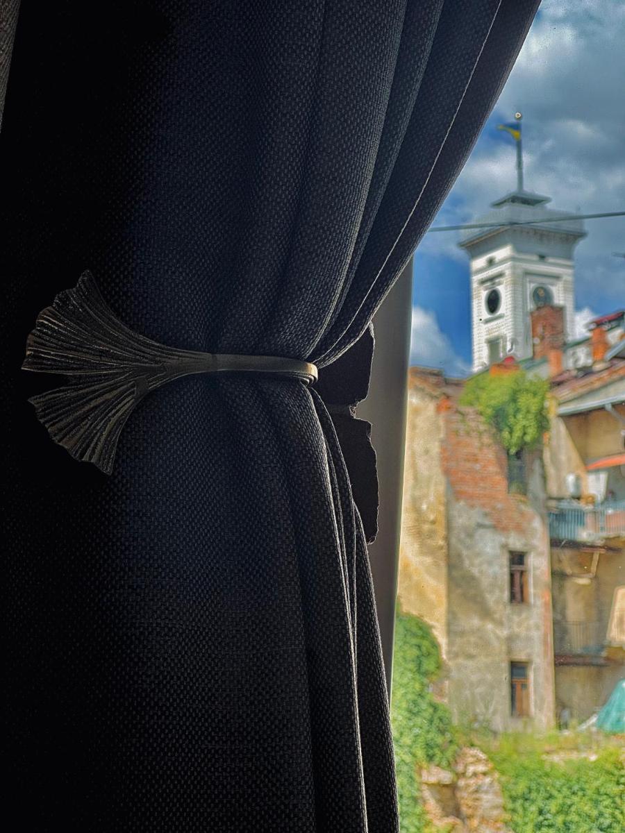Apart18 - Hizvo