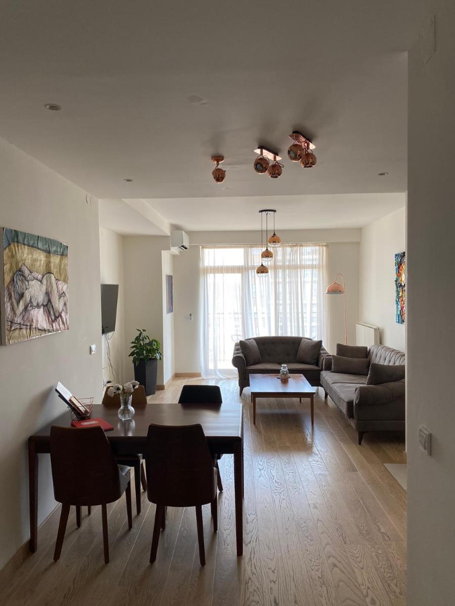 Aurora 21 - Housity