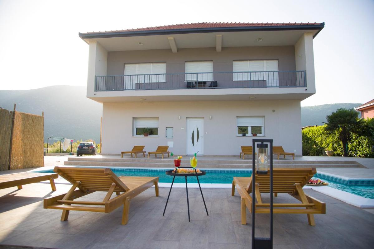 Villa Village Mostar - Housity