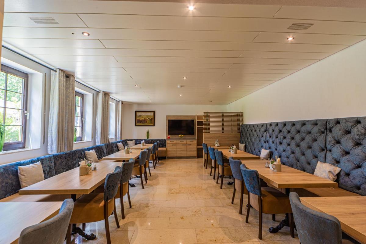 Hotel Franken - Housity