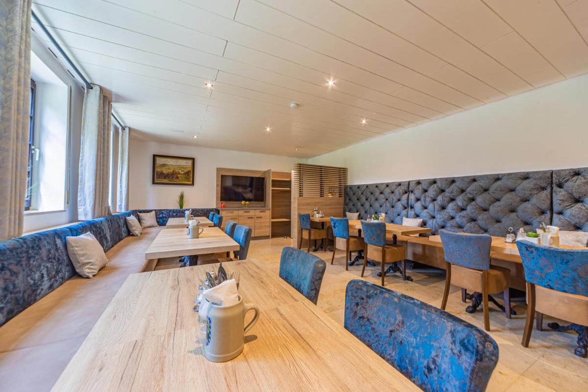 Hotel Franken - Housity