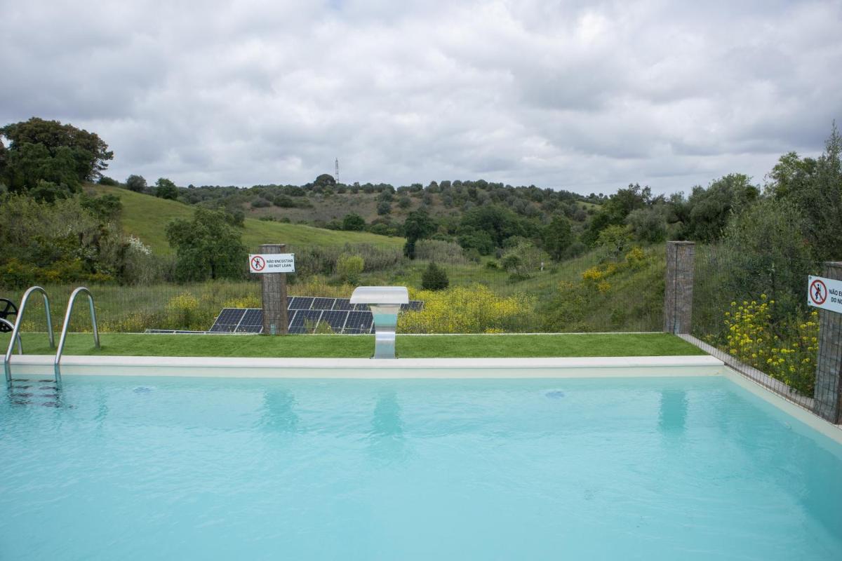 A piscina em ou perto de Aires da Serra Hotel