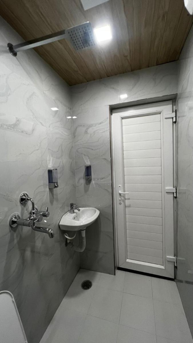 Hotel Divyakashi Homestay - Housity