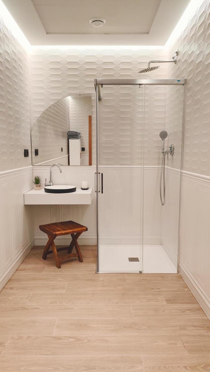 Un baño de Hotel La Laguna Spa & Golf