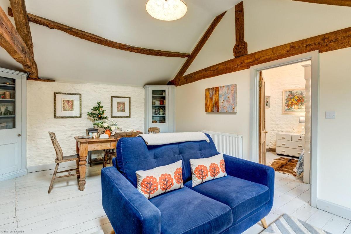 The Hayloft - Housity