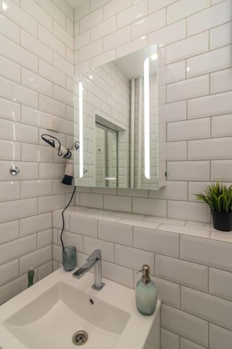 Suitetrails - Apartment in the Heart of Sofia