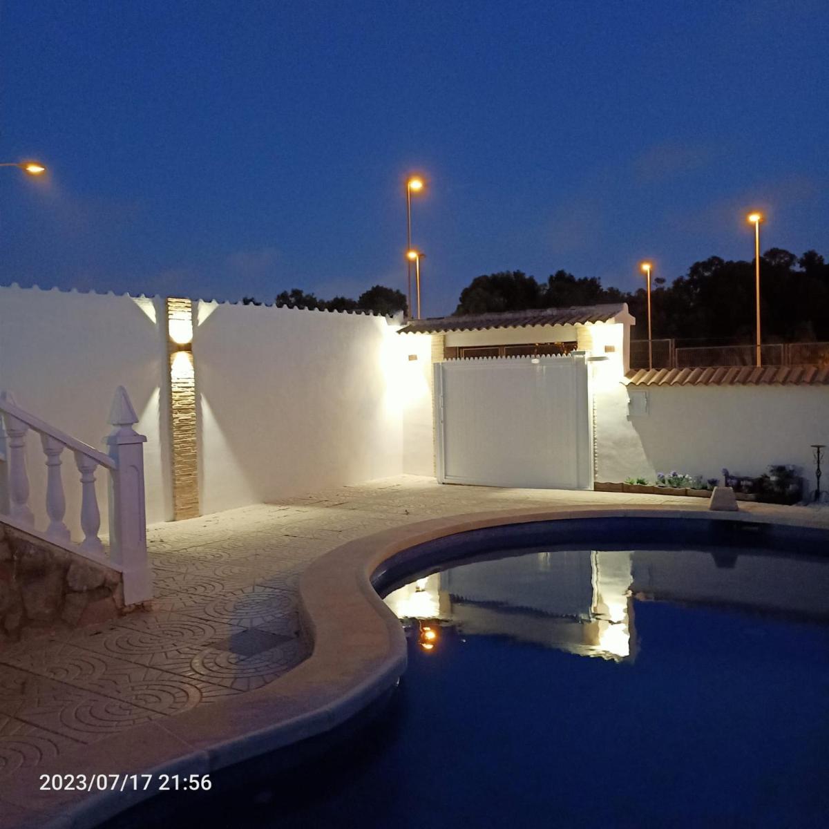 Suitetrails - Acogedora casa con piscina