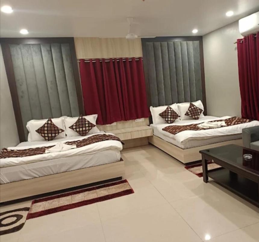 HOTEL ANJANA - Housity