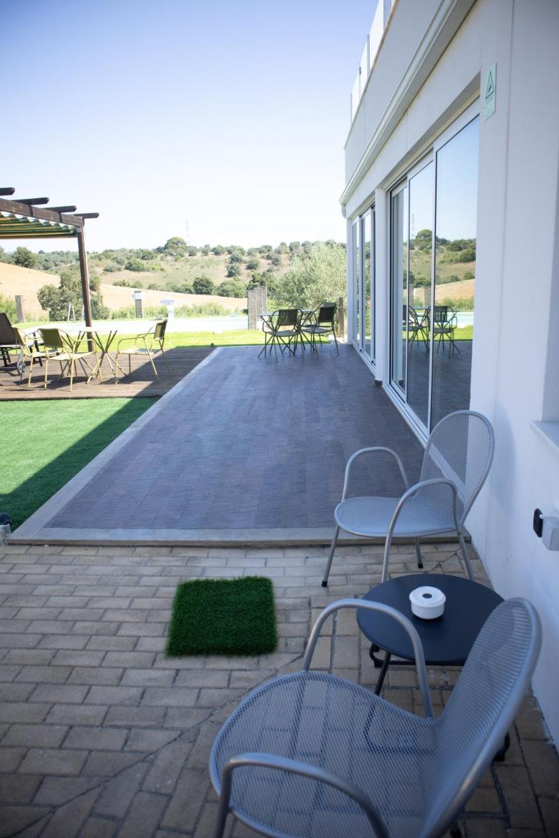 Imagem da galeria de Aires da Serra Hotel em Torres Novas