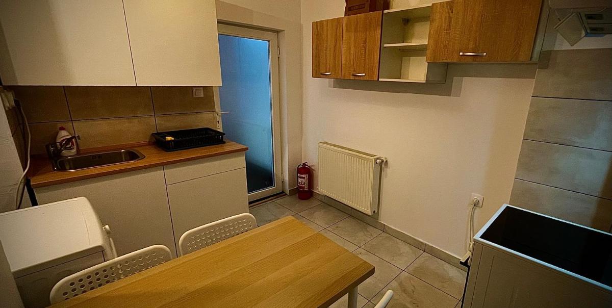 Chill House - Housity