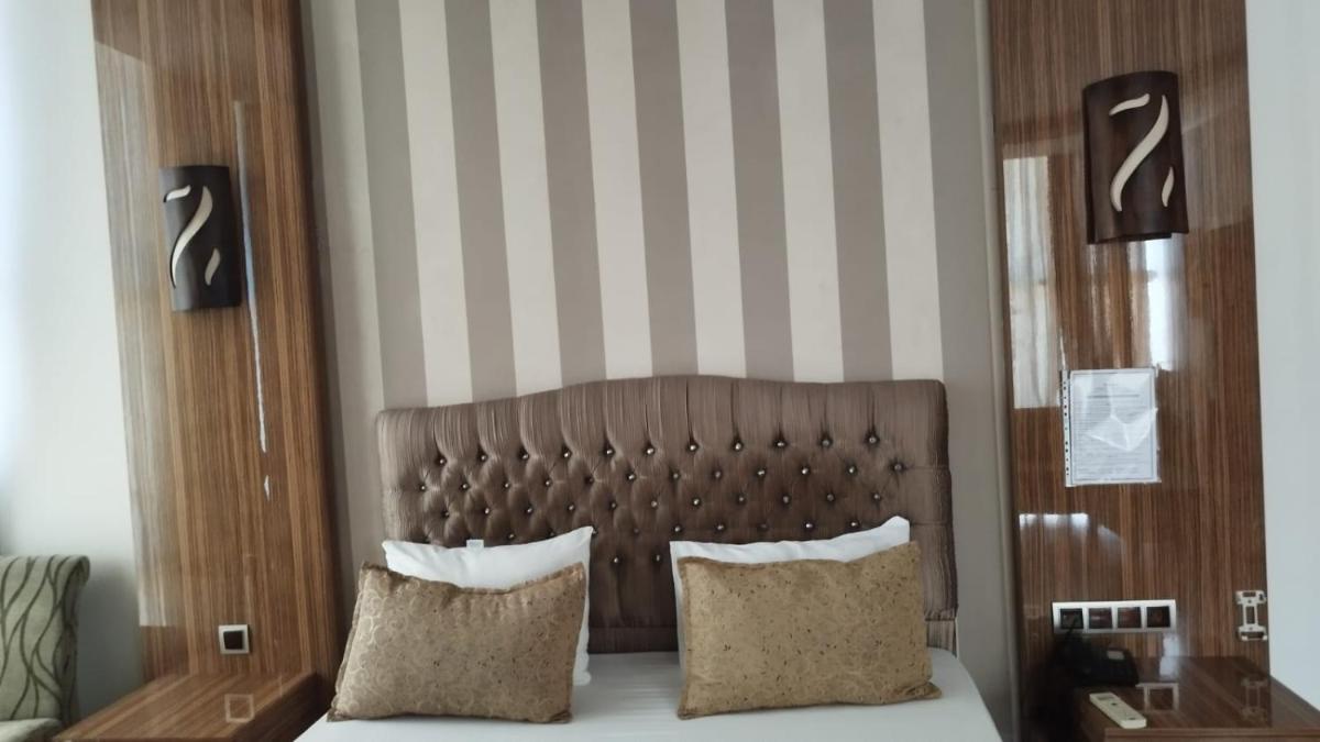 LÜKS HOTEL - Housity