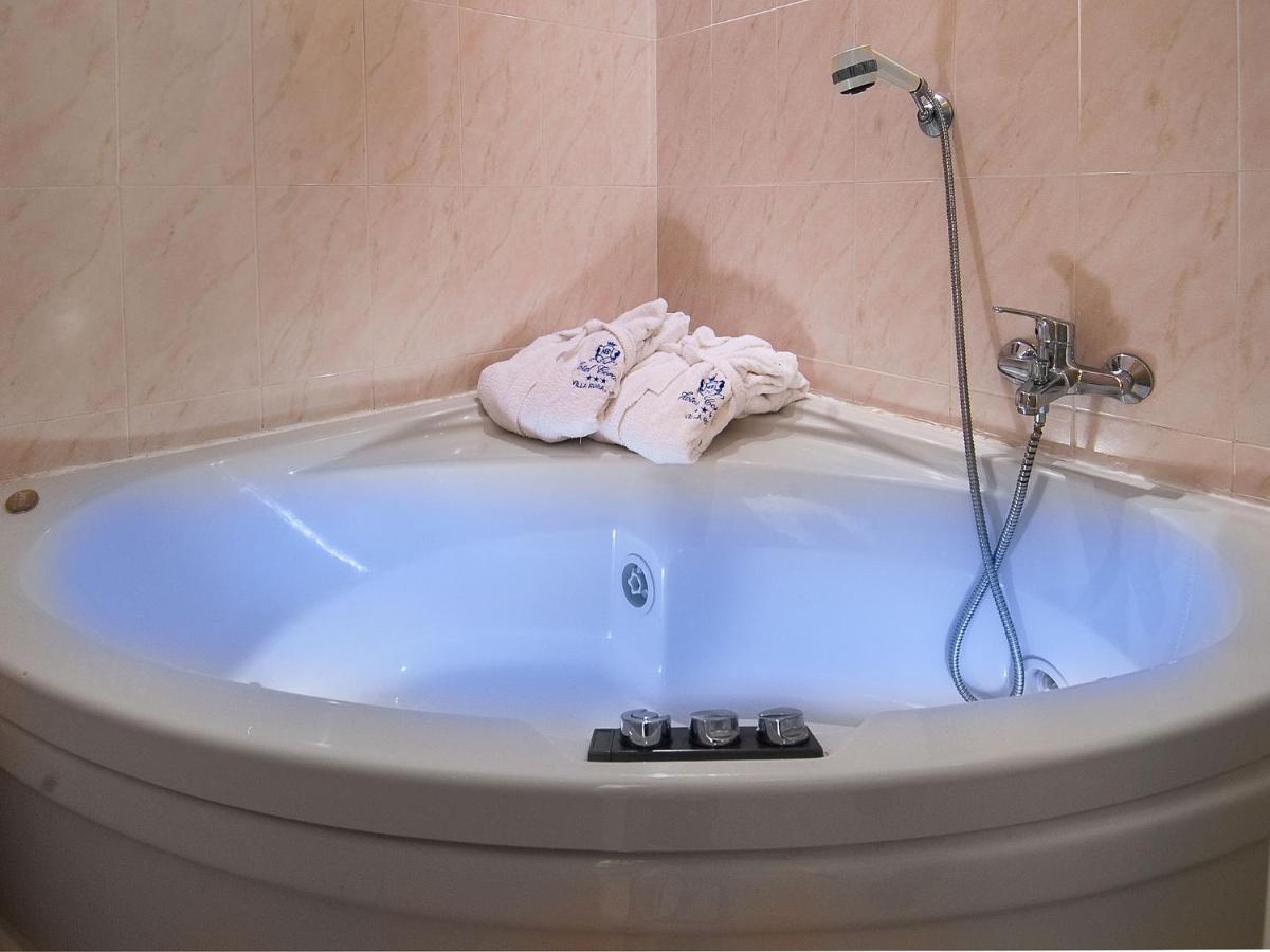 Hotel Corallo - Housity