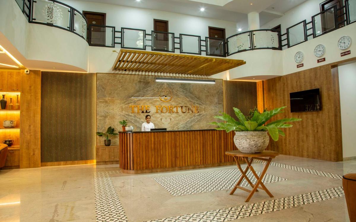 The Fortune Hotel By Swathi Group - Housity