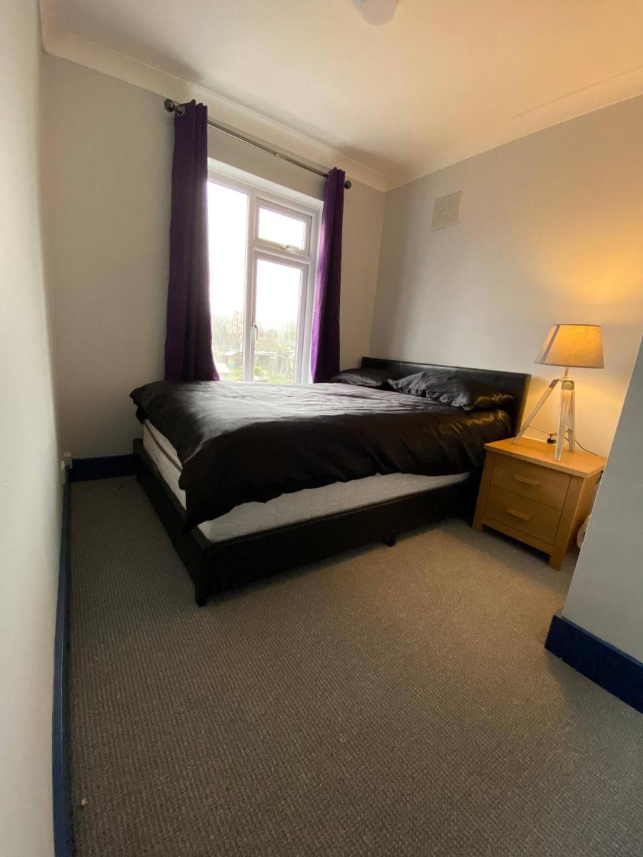 3 Room Apartment - Twinsdouble - Housity