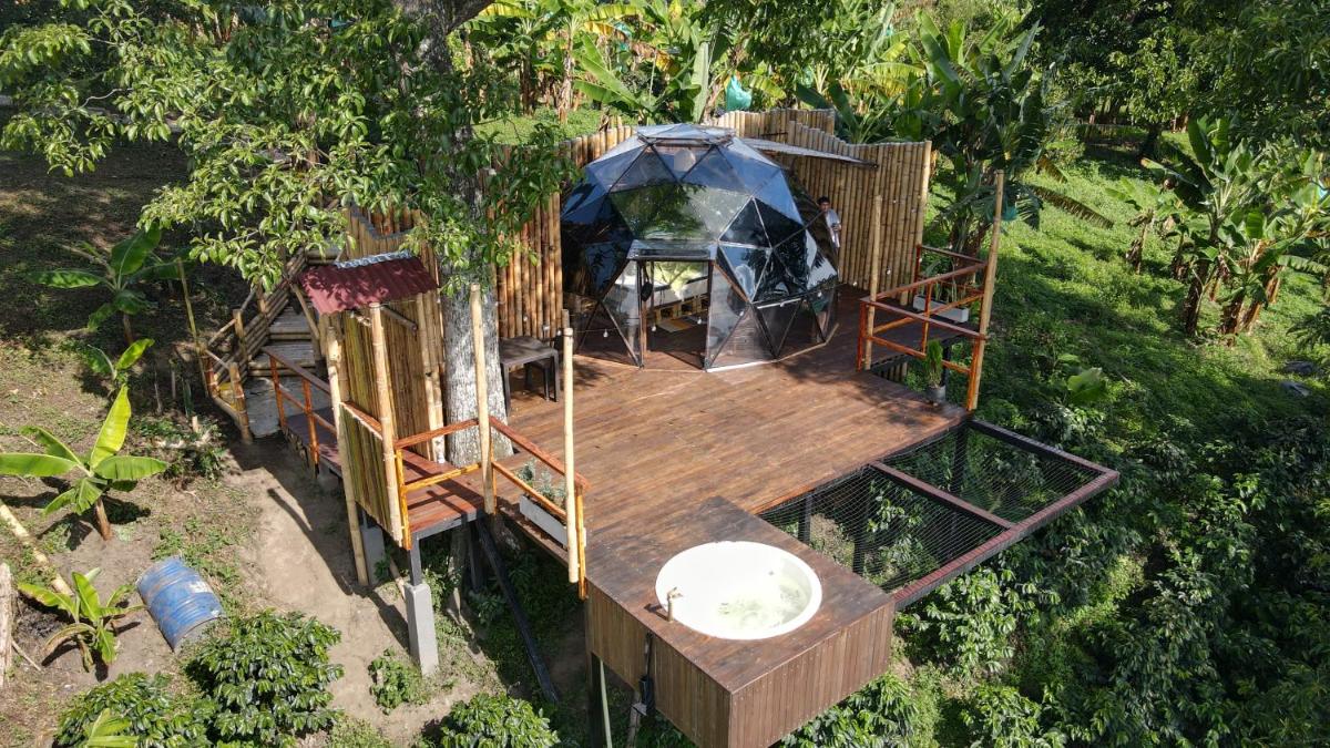 Happy Glamping Quindio - Tipo Domo Traslúcido - Housity