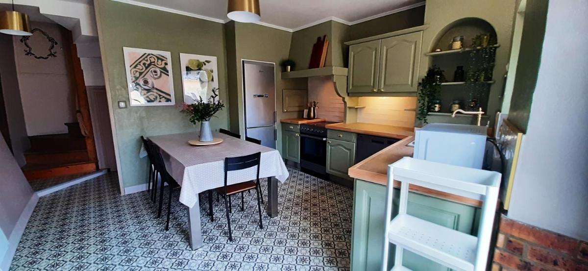 Maison de 4 chambres avec jardin clos et wifi a Grandcamp Maisy a 1 km de la plage - Housity