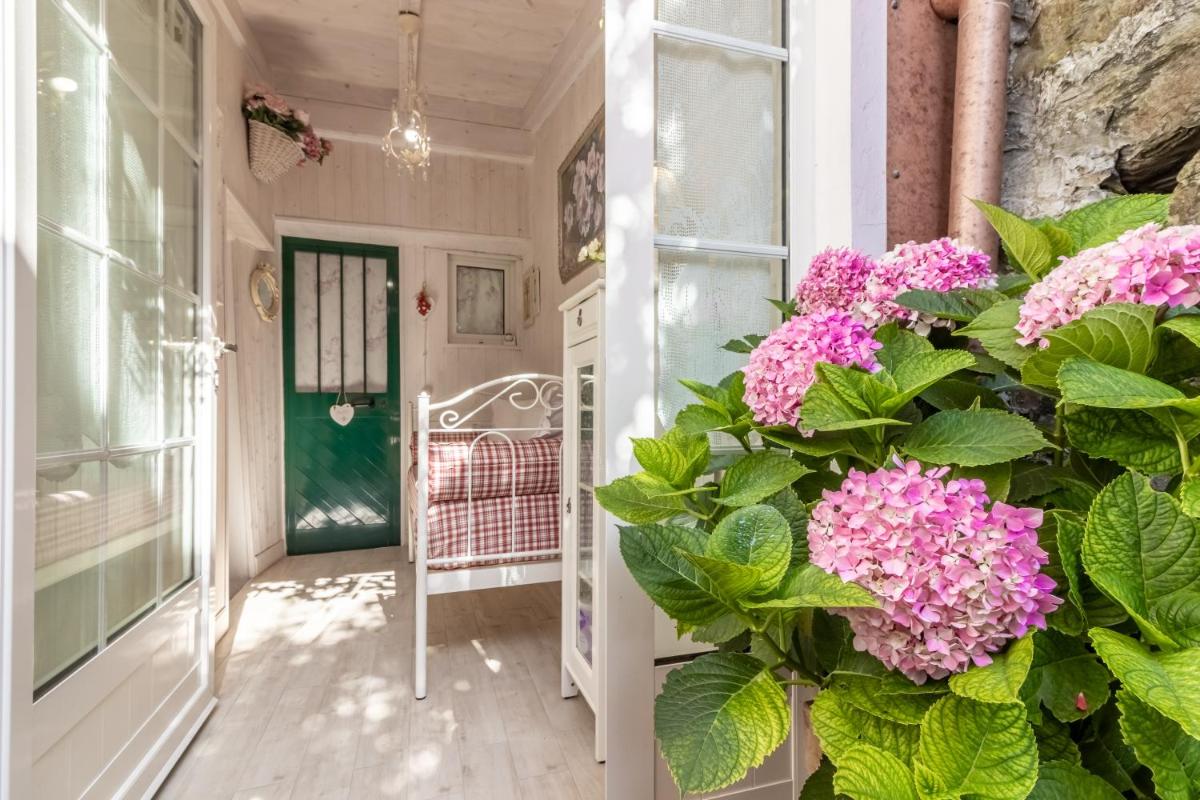 Emma's House - Housity