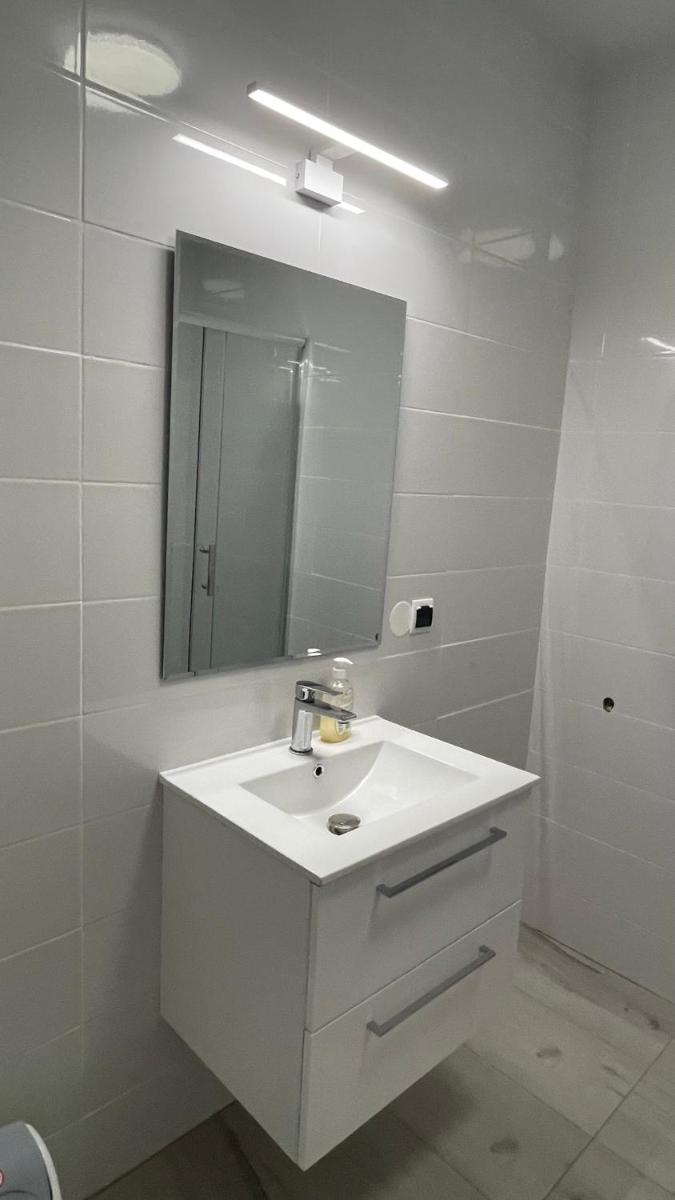 Pawilon Akacjowy przy Pałacu SŁONOWICE - Housity