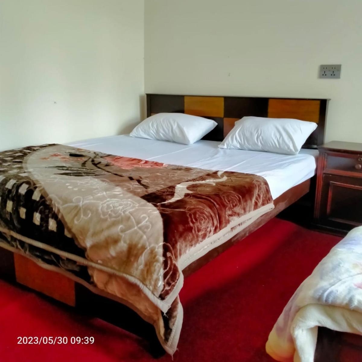 Stream View Guest House - Housity