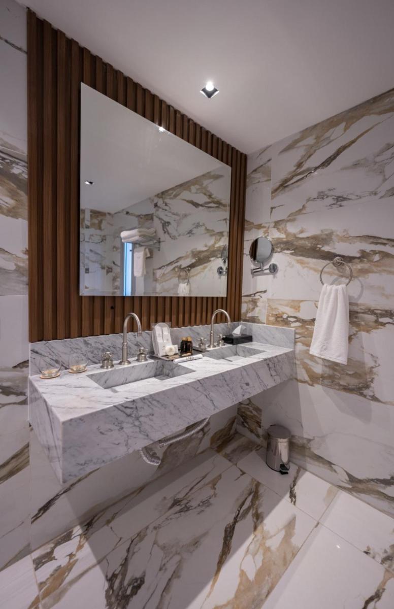 HT Hotel Deluxe Resort & SPA - Housity