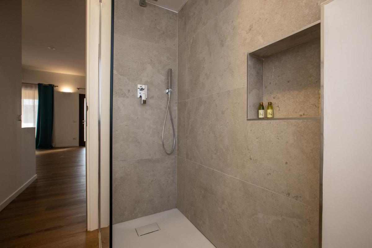 Il Borgo Boutique Rooms by KasaVacanze - Housity