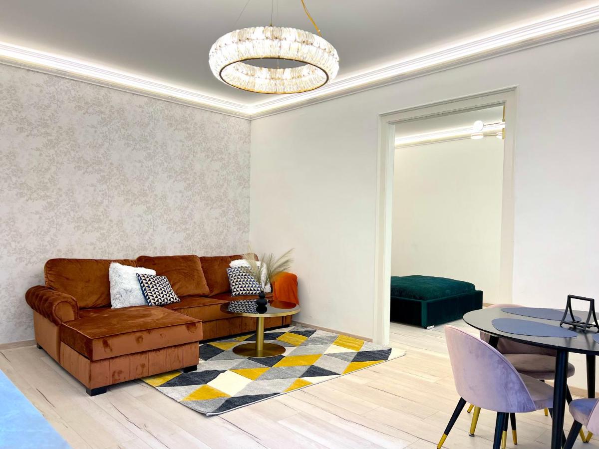 N24 Apartments by Small Home Budapest - Housity