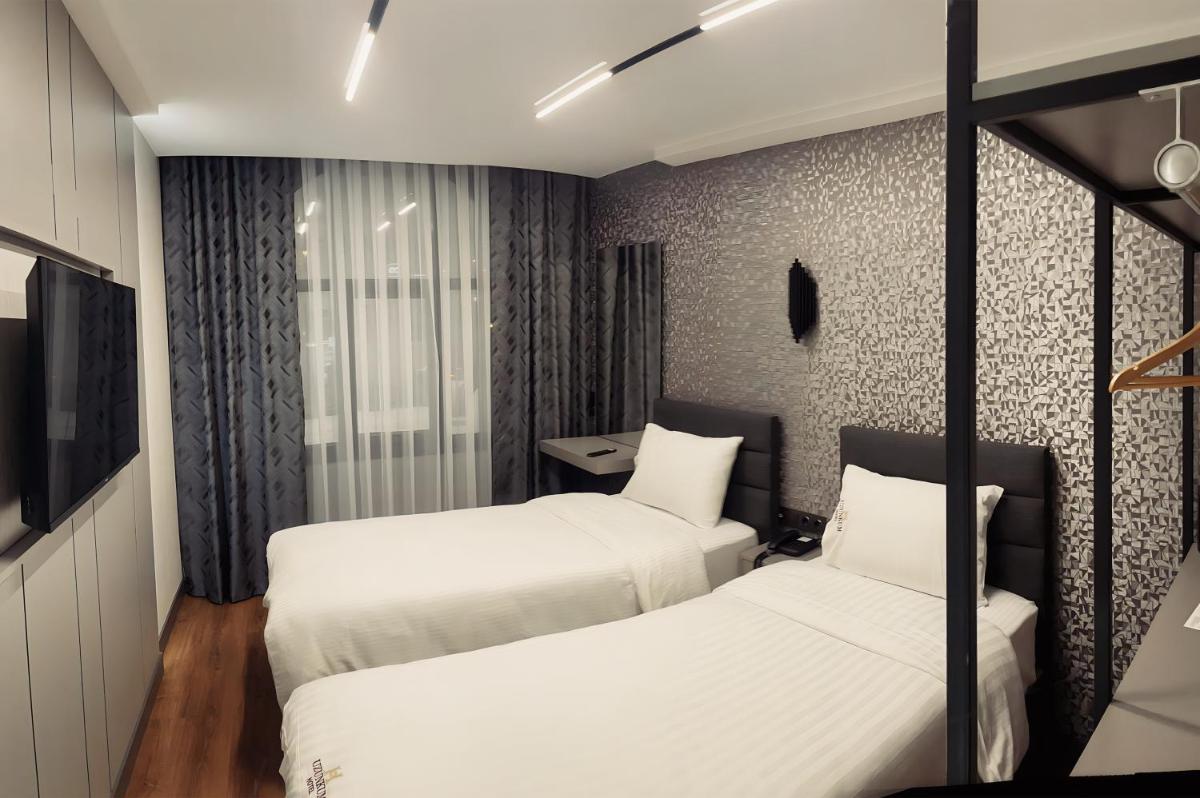 Uzunkum Hotel - Housity