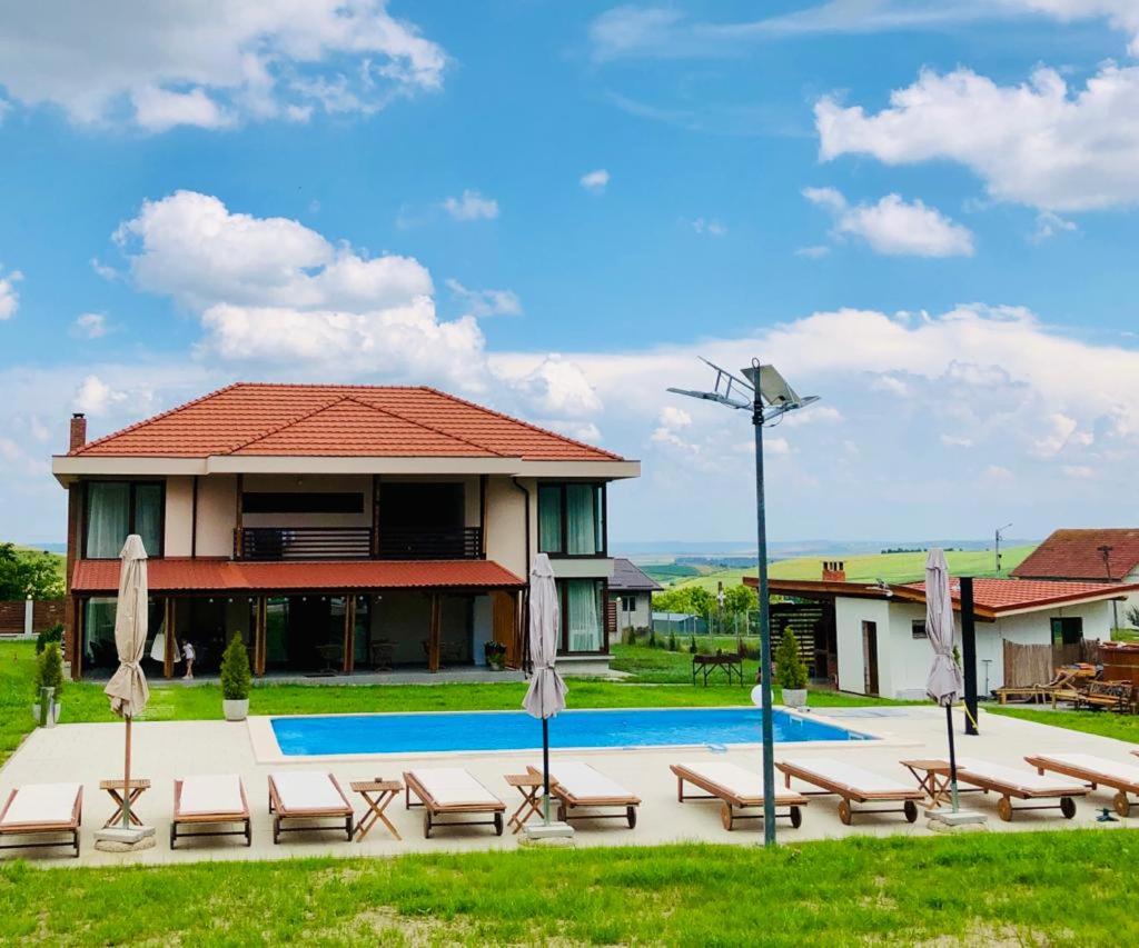Pensiunea Roa - Housity
