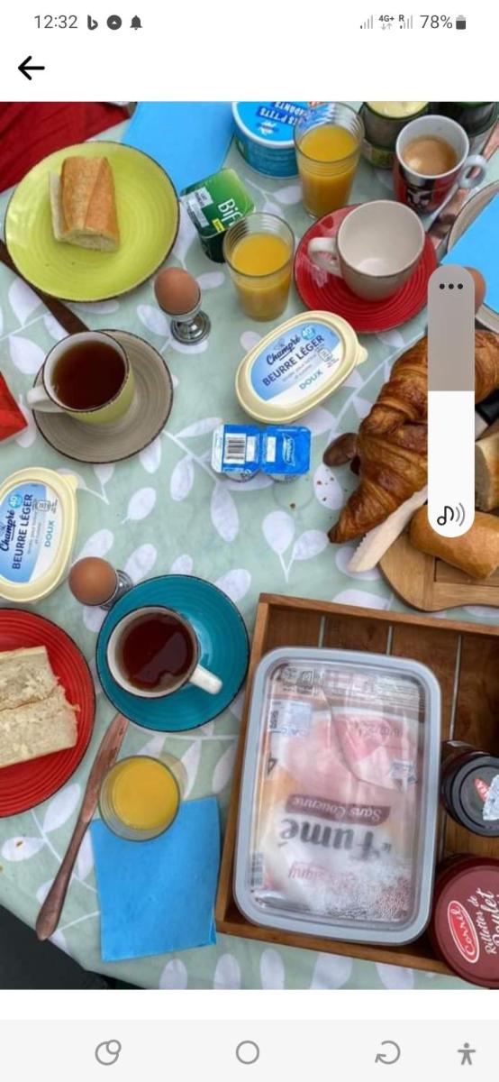 Chez Bébert - Auxi B&B-Chambre d'hôtes - Housity