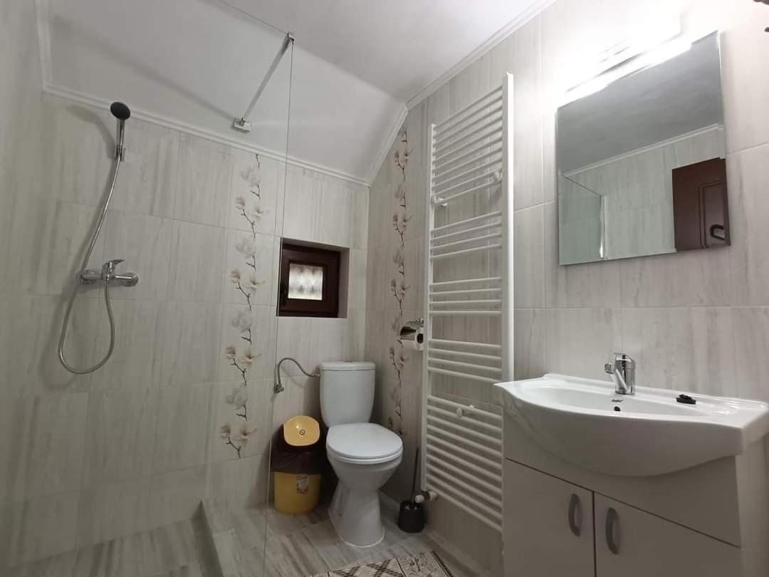 Cabana Inima Munților - Housity