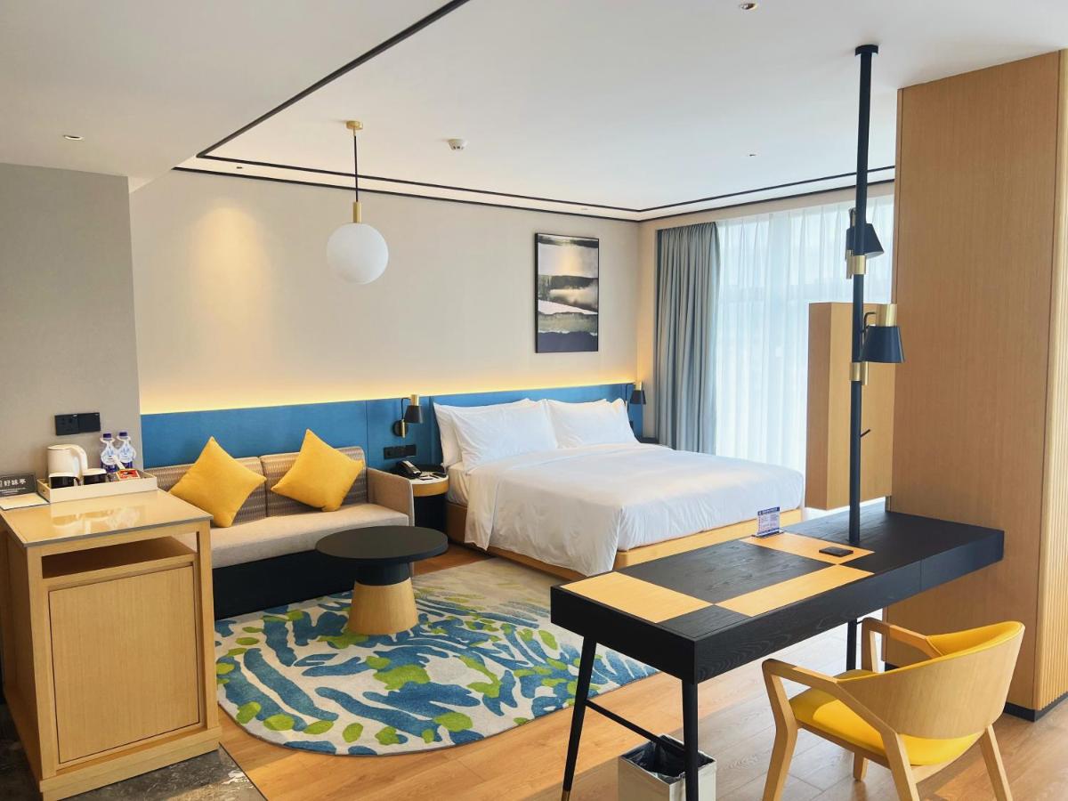 Hilton Garden Inn Huzhou Anji Phoenix Mountain - Housity