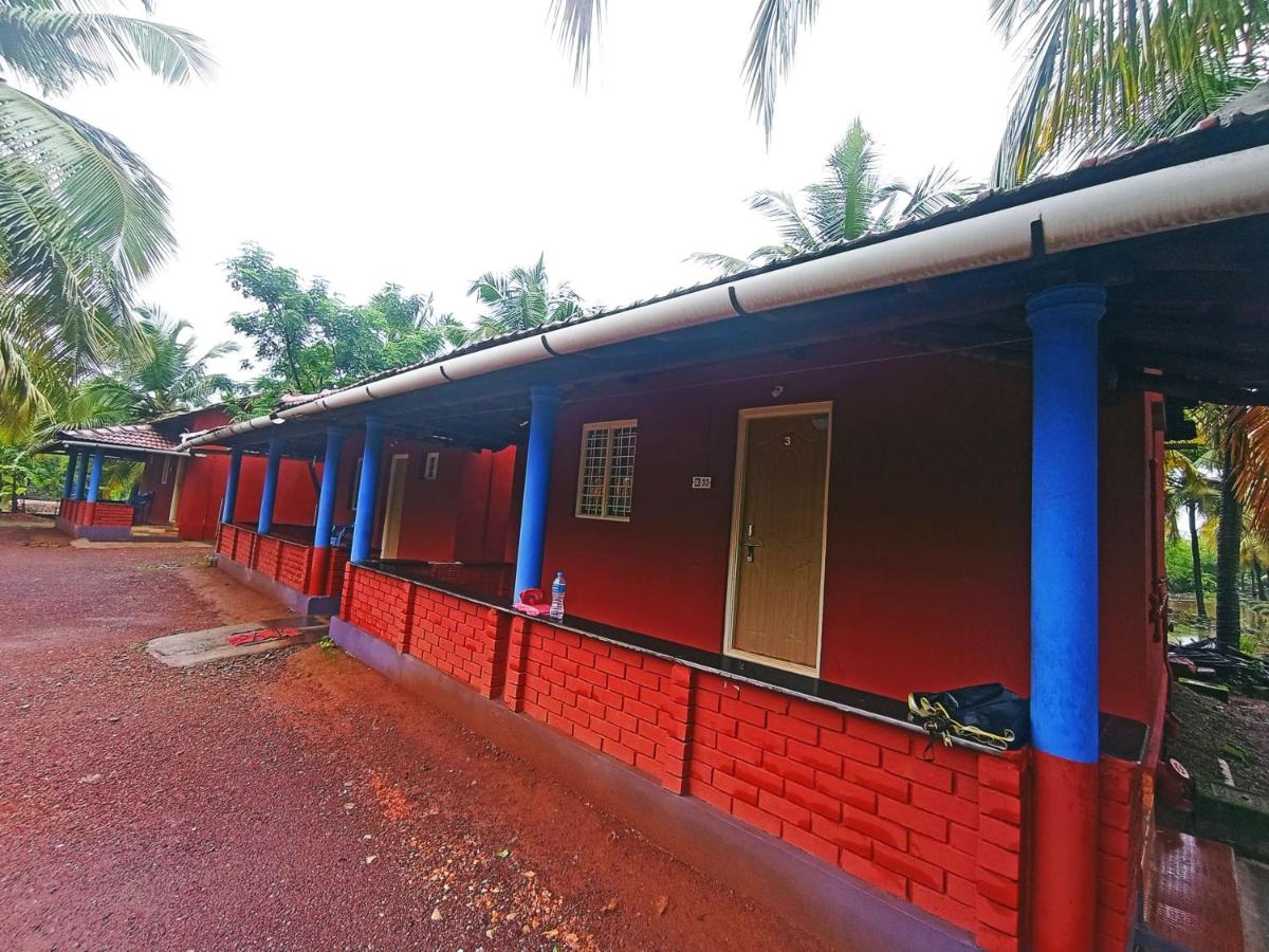 STAYMAKER Go Green Resort - Housity