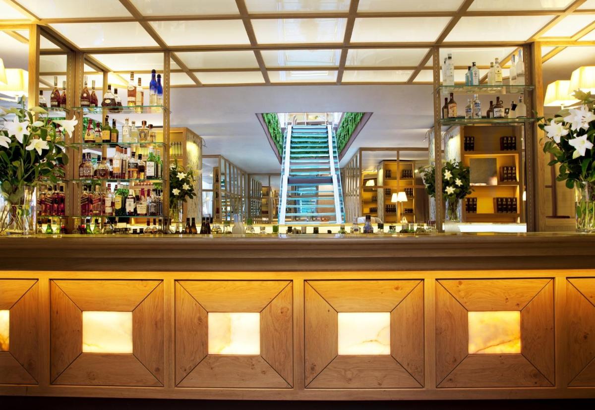 Bebidas en URSO Hotel & Spa, a Small Luxury Hotel of the World
