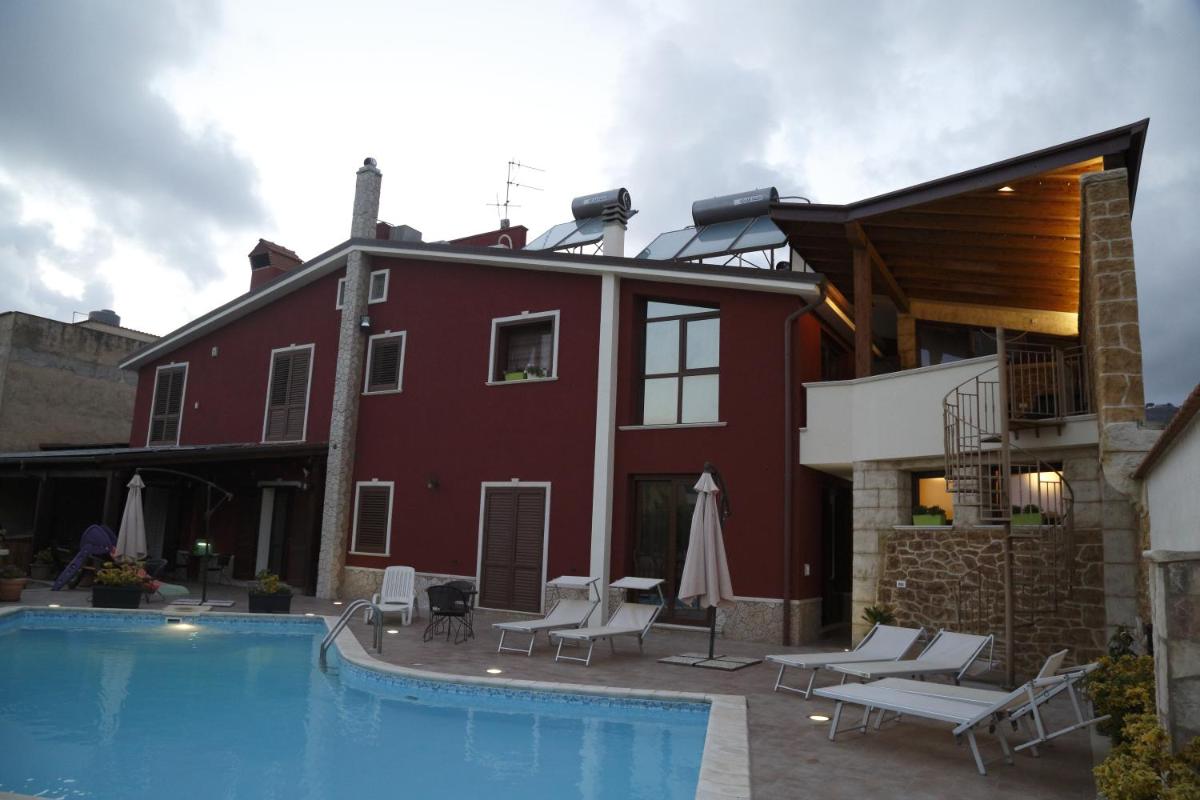 Il Quadrifoglio - Housity