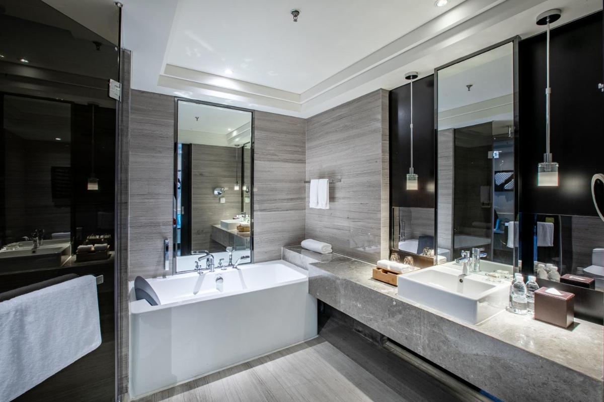 Suitetrails - Renaissance Guiyang Hotel