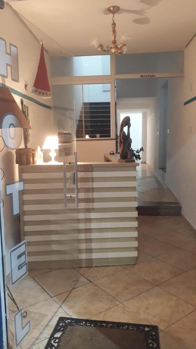 OYO Hit Hotel - Housity