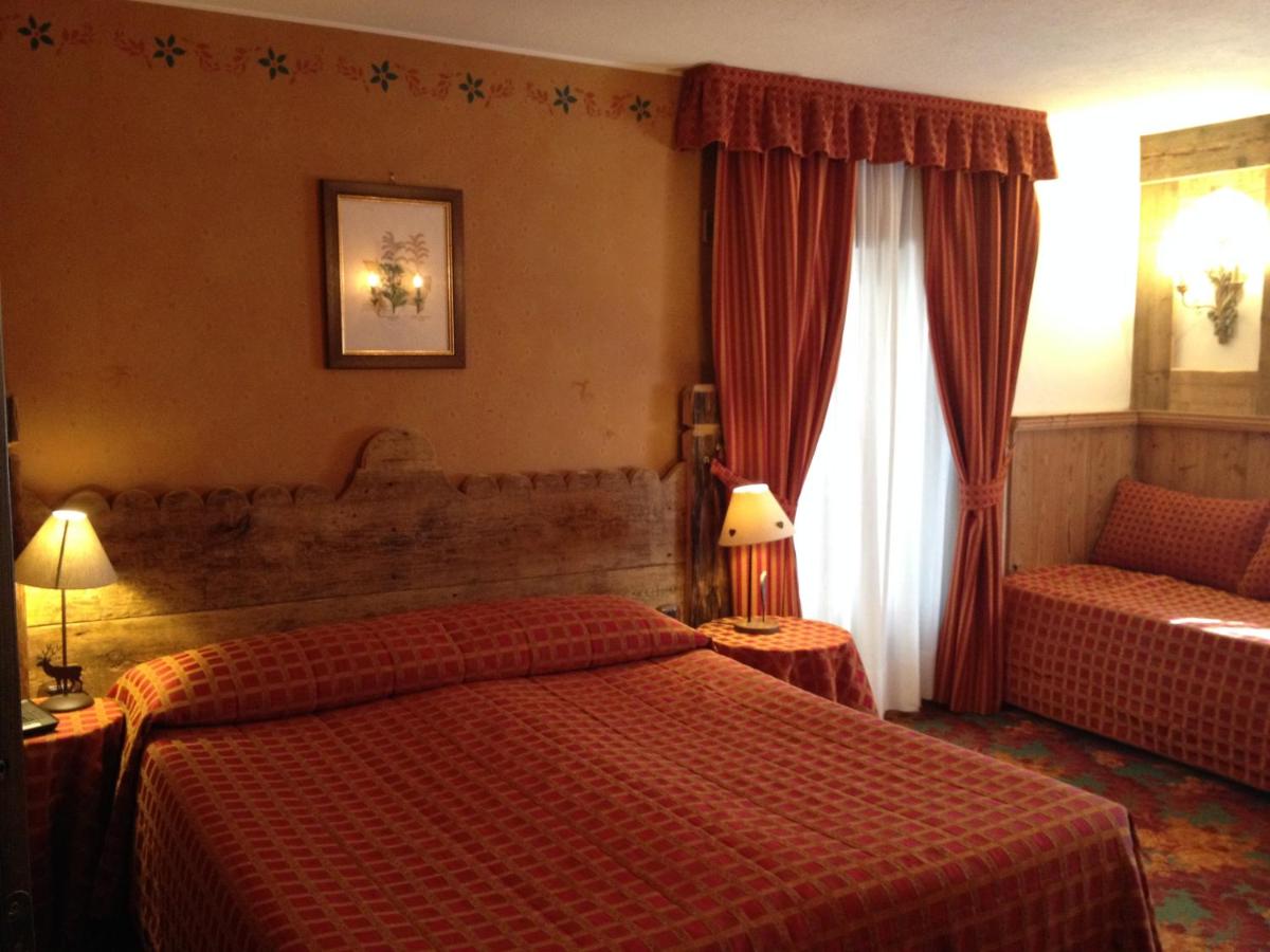 Hotel Chateau Blanc - Housity