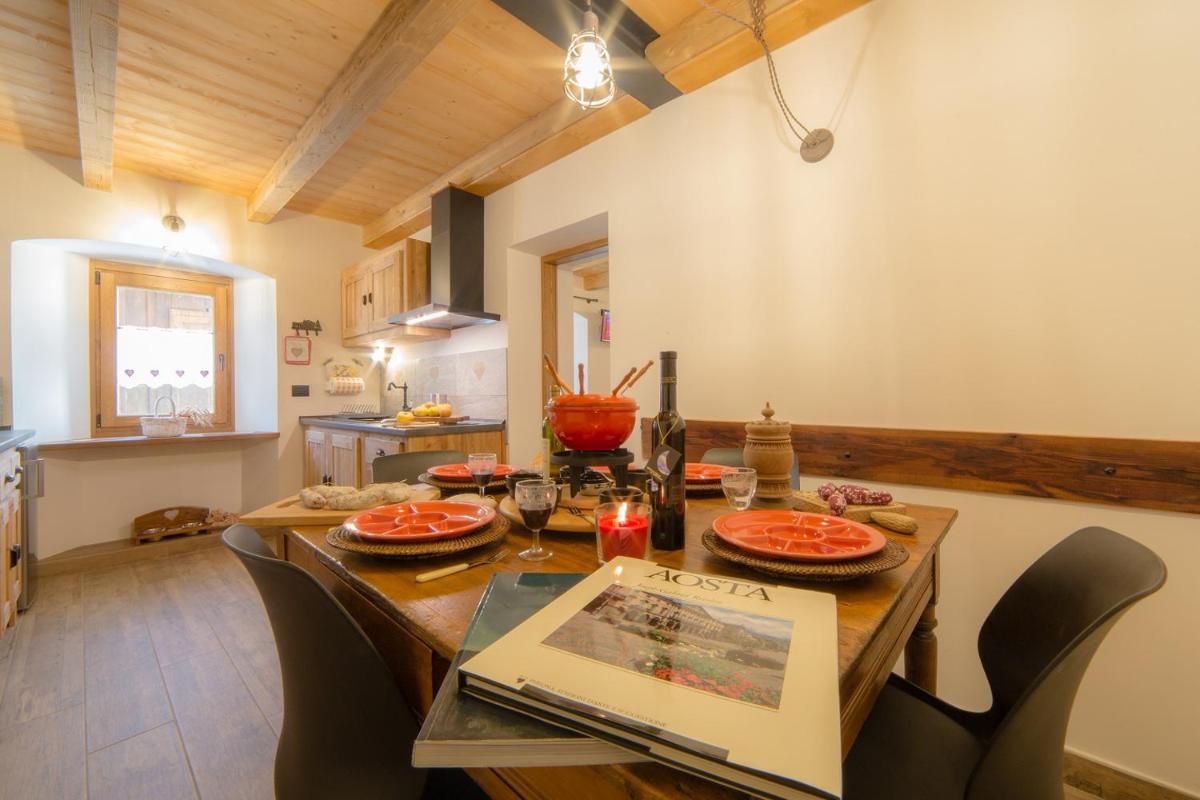 Maison Julie-lungo la via Francigena - Housity