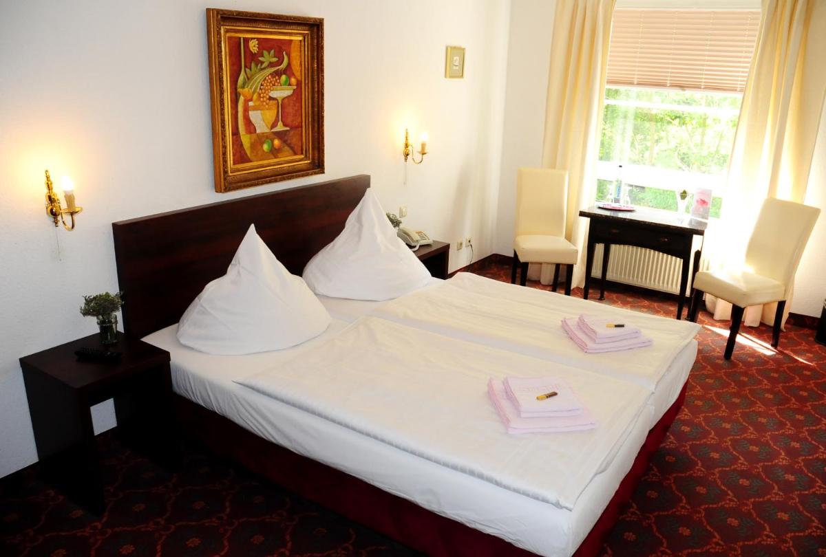 Hotel Blankenese - Housity